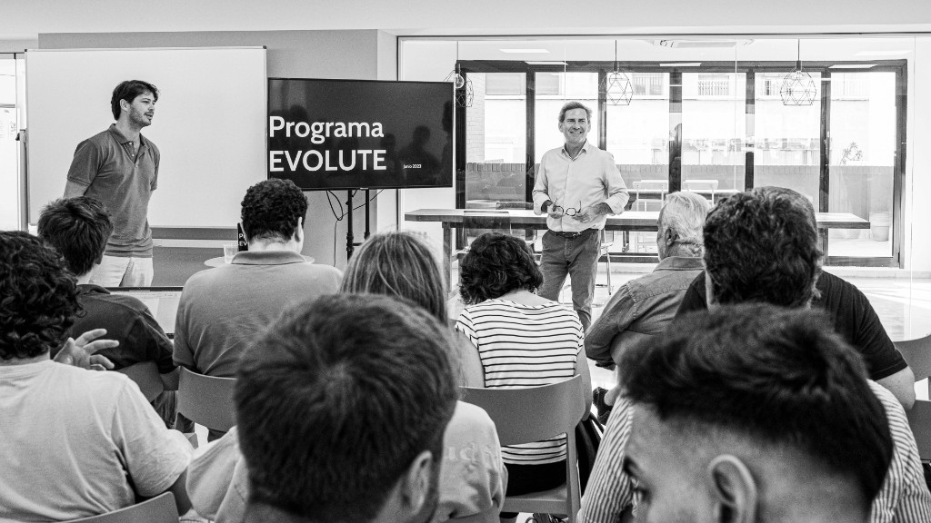 Espacio RES Sevilla - Espacio para rodajes y producciones en Madrid